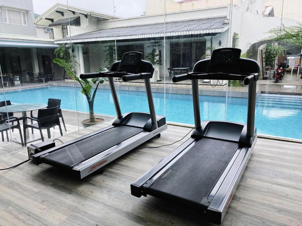 באקולוד Avenue Suites מראה חיצוני תמונה