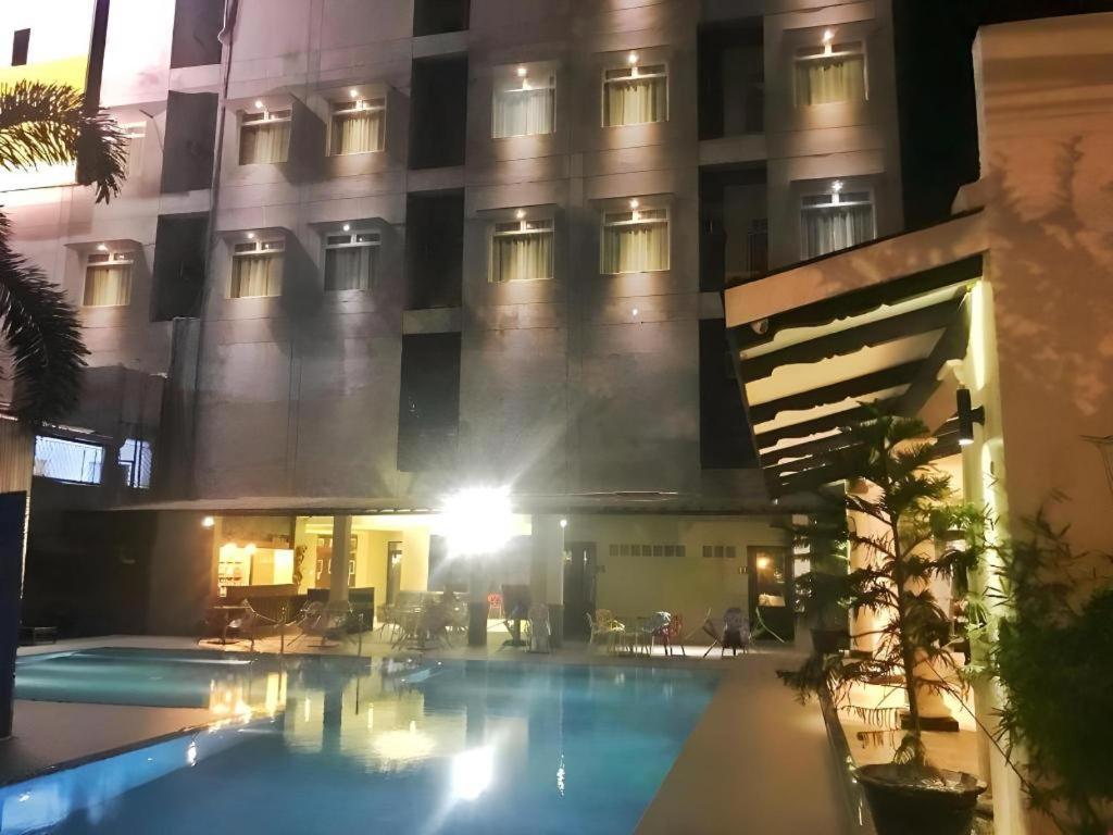 באקולוד Avenue Suites מראה חיצוני תמונה