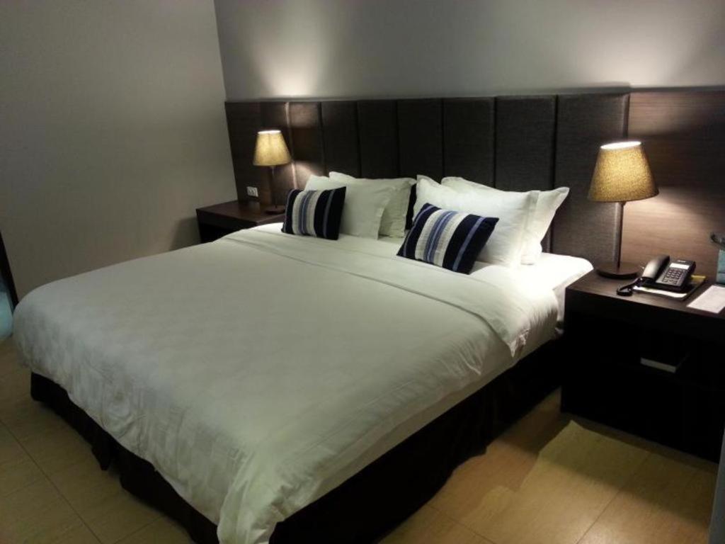 באקולוד Avenue Suites מראה חיצוני תמונה