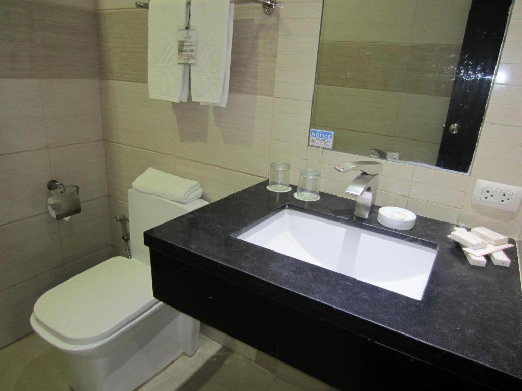 באקולוד Avenue Suites מראה חיצוני תמונה